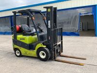 CLARK C18L 1.8 TON GAS FORKLIFT - 7