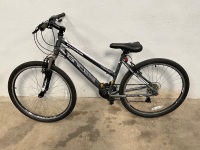 IGNITE 26" MOUNTAIN BIKE