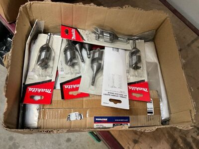 LOT BUNDLE TO INC. ASSORTED UNUSED MAKITA DRILL BITS & DUST BAGS