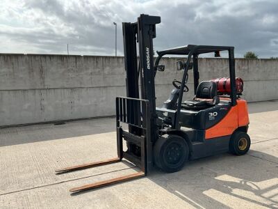 DOOSAN G30E-5 3 TON GAS FORKLIFT