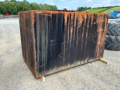 APPROX. 8ft x 5ft x 5ft METAL FUEL TANK 