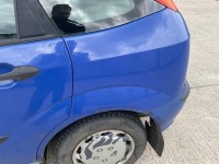 FORD FOCUS 1.4  - 9