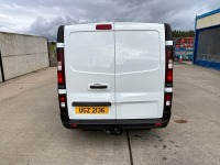 RENAULT TRAFIC LL30 BUSINESS ENERGY 2.0 DCI 120 - 17