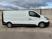 RENAULT TRAFIC LL30 BUSINESS ENERGY 2.0 DCI 120 - 28