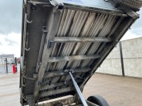 IFOR WILLIAMS APPROX. 8ft 6" x 5ft TWIN AXLE 2700KGS TIPPING TRAILER - 17
