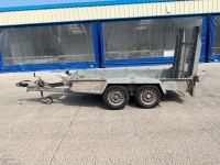 APPROX. 9ft x 4ft IFOR WILLIAMS GH94BT TWIN AXLE 2700kgs BEAVERTAIL PLANT TRAILER - 5