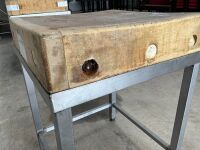 APPROX. 600mm x 600mm BUTCHERS BLOCK - 4