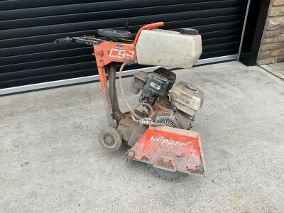 CLIPPER PETROL ROAD SAW & DIAMOND BLADE