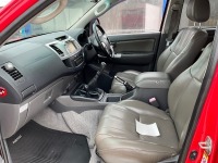 TOYOTA HILUX INVINCIBLE D-4D  3.0 DOUBLE CAB PICKUP  - 9