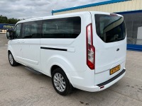 FORD TOURNEO CUSTOM L2 2.0 ECOBLUE 130PS 9 SEATER MINI BUS - 15