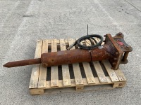 DAEMO E70 HYDRAULIC ROCK HAMMER TO SUIT 6-8 TON EXCAVATOR - 2