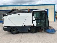 JOHNSTON C201 4.5 TON EURO 6 DIESEL ROAD SWEEPER - 6