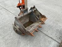 HITACHI ZX26U 2.6 TON MINI DIGGER - 16