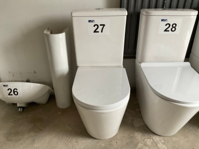 FULLY ENCLOSED TOILET WITH PAN, CISTERN AND SEAT