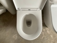 FULLY ENCLOSED TOILET WITH PAN, CISTERN AND SEAT - 4