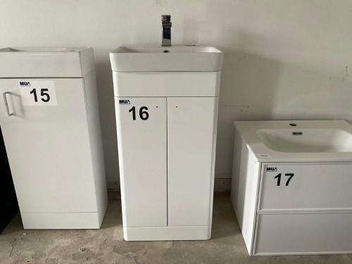 450 FLOOR-STANDING TWO-DOOR UNIT WITH BASIN AND CHROME TAP