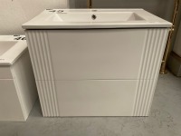 600 WALL-MOUNTED MATTE WHITE FLUTED DRAWER FRONT UNIT WITH BASIN - 3