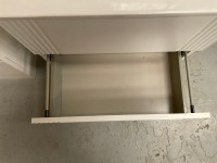 600 WALL-MOUNTED MATTE WHITE FLUTED DRAWER FRONT UNIT WITH BASIN - 5
