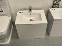 600 WALL-MOUNTED TWO-DRAWER UNIT IN WHITE GLOSS WITH CHROME TAP - 2