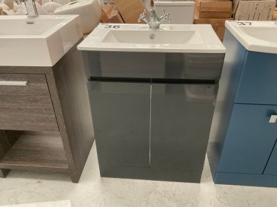 600 FLOOR-STANDING ANTHRACITE GLOSS HANDLELESS UNIT WITH CHROME TAP