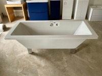 1725 × 790 FREESTANDING BATH WITH CHROME FEET - 2
