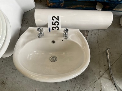 FULL PEDESTAL 550 BASIN WITH TAPS