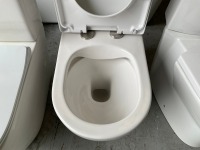 FULLY ENCLOSED TOILET WITH PAN, CISTERN, AND SEAT - 5