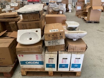 MIXED PALLET OF CERAMIC BASINS, INCLUDING COMPACT BASINS
