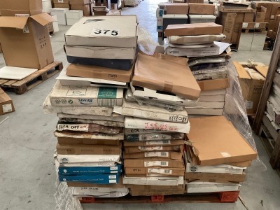 MIXED PALLET OF TOILET SEATS