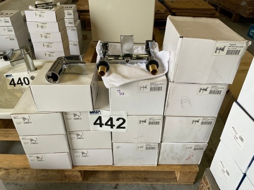 7x MONO BASIN MIXERS IN CHROME (WITH WASTE) AND 7x MATCHING BATH SHOWER MIXER KITS IN CHROME