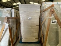 MIXED PALLET OF SHOWER DOORS