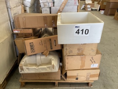 MIXED PALLET OF CERAMICS INCLUDING BELFAST SINK, BASINS, FULL PEDESTALS, AND SEMI-PEDESTALS