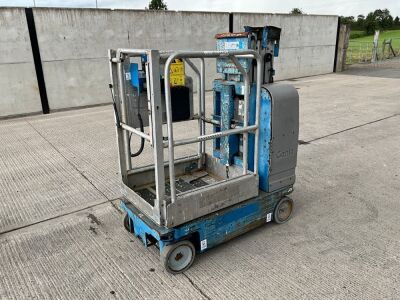 GENIE GR15 SELF PROPELLED PERSONNEL LIFT