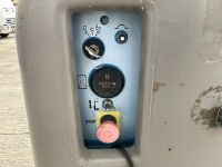 GENIE GR15 SELF PROPELLED PERSONNEL LIFT - 11