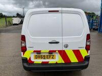 VAUXHALL COMBO 2300 CARGO L2 H1 1.5 TURBO D 100PS  - 11