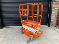 SNORKEL S3010P BATTERY OPERATED PERSONNEL LIFT - 3