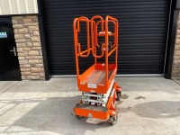 SNORKEL S3010P BATTERY OPERATED PERSONNEL LIFT - 4