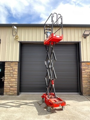 SNORKEL PLUS 10 PRO BATTERY OPERATED PERSONNEL LIFT