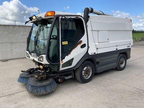 JOHNSTON EURO 5 7.5 TON ROAD SWEEPER