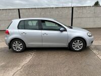 VOLKSWAGEN GOLF HATCHBACK 1.6 TDI 105PS AUTOMATIC - 21