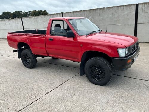 TOYOTA HI-LUX 2.4 D-4D 4X4