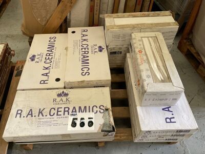 MIXED PALLET OF 30X60 TILES AND 50X20 TILES