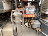 IVECO TRAKKER 330 6x4 26 TON TIPPING GRAB LORRY   - 21