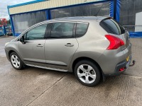 PEUGEOT 3008 ESTATE 1.6 HDI EXCLUSIVE - 10