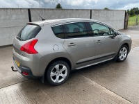 PEUGEOT 3008 ESTATE 1.6 HDI EXCLUSIVE - 12