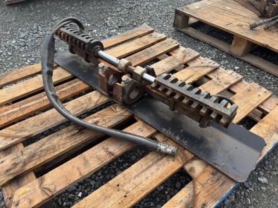 HYDRAULIC FORK POSTITIONER TO SUIT JCB