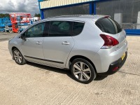 PEUGEOT 3008 ALLURE 1.6 BLUE HDI 120  - 11