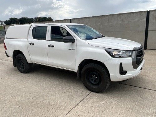 TOYOTA HILUX ACTIVE 2.4 D-4D DOUBLE CAB PICK UP