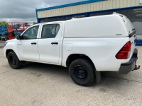 TOYOTA HILUX ACTIVE 2.4 D-4D DOUBLE CAB PICK UP - 9