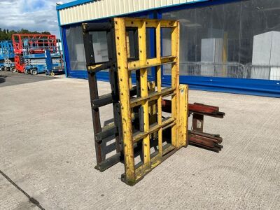 McGOWAN HYDRAULIC BALE LIFTING CLAMP TO SUIT FORKLIFT